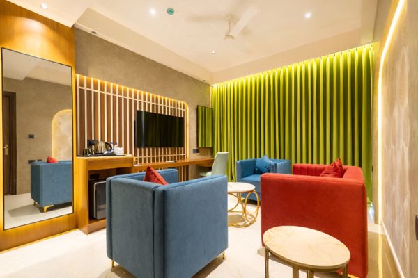 The Crystal Palace Hotel