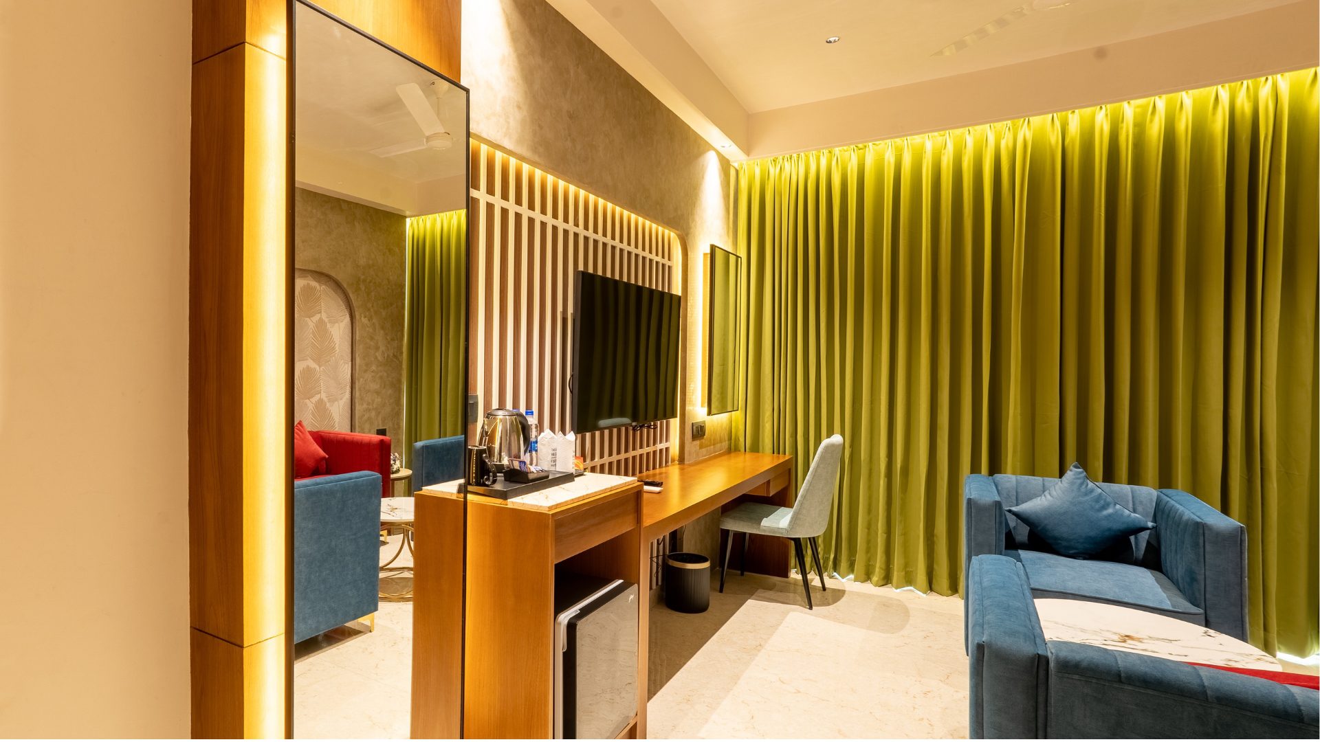 The Crystal Palace Hotel